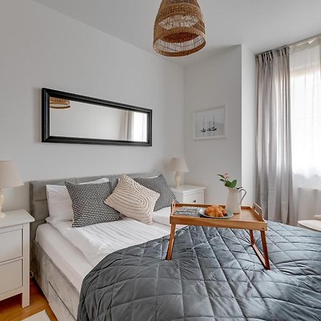 Lion Apartments - Amalfi Quiet Family 3 Bedr Apartment Σόποτ Εξωτερικό φωτογραφία